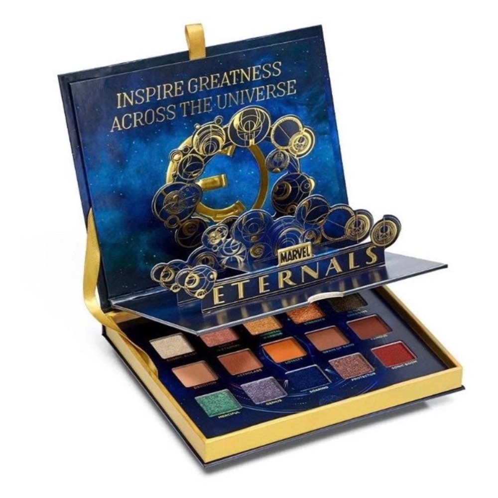 Brand new in box Limited collectors edition Urban Decay Marvel eyeshadow palette